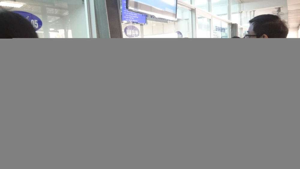 Bộ trưởng Bộ Y tế “vi hành“ ảnh 6